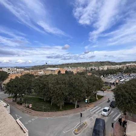 Appartement Center, Back Sunny Terrace, Bus Terminus